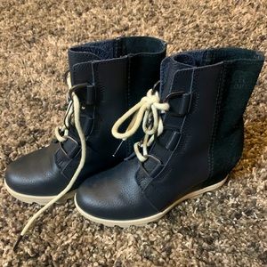 Sorel heeled booties *new*
